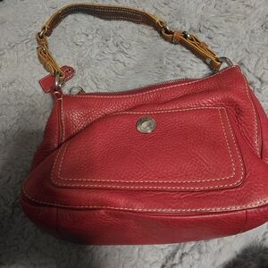 Stylish Red Leather COACH Shoulder Bag